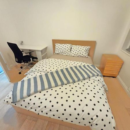 Chariss Room 5 Norwood المظهر الخارجي الصورة